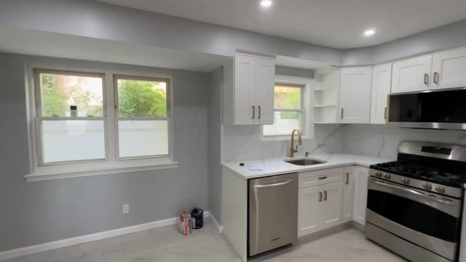 White Shaker kitchen